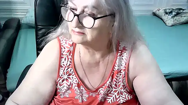 LolkaAlyss online show from December 18, 2025, 3:29 pm