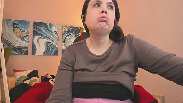 BattyMoll online show from February 27, 2025, 6:31 pm