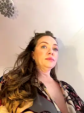 FemDom RubyKnightXXO online show from September 18, 2025, 12:18 pm