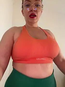 Snapshot of FemDom_RubyKnightXXO chatting on April 8, 2026, 3:56 pm FemDom RubyKnightXXO online show from April 8, 2026, 3:56 pm