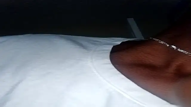 Snapshot of RinsingWood84 chatting on November 6, 2025, 12:17 pm RinsingWood84 online show from November 6, 2025, 12:17 pm