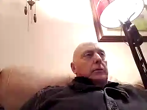 Snapshot of keeenn11 chatting on February 15, 2025, 7:39 pm keeenn11 online show from February 15, 2025, 7:39 pm