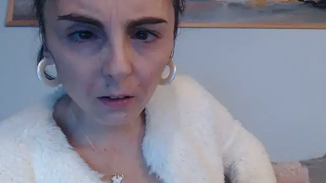 cleophee online show from November 24, 2025, 6:46 am