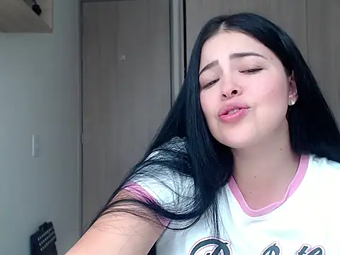 Aleska  Bell online show from September 8, 2025, 3:00 pm