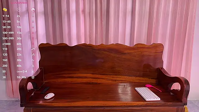 Snapshot of Raamoss chatting on November 21, 2025, 8:13 am Raamoss online show from November 21, 2025, 8:13 am