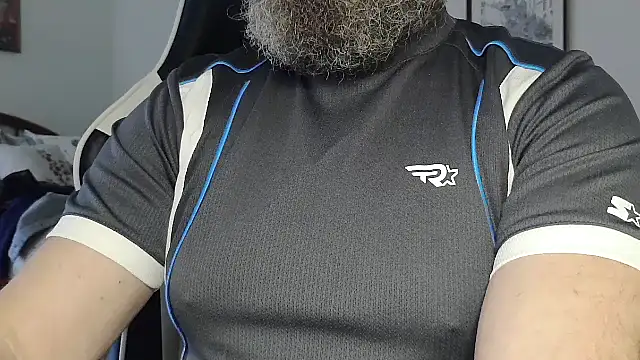 Snapshot of usdirtymikee9 chatting on December 4, 2025, 6:38 pm usdirtymikee9 online show from December 4, 2025, 6:38 pm