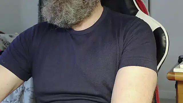 Snapshot of usdirtymikee9 chatting on December 18, 2025, 5:41 pm usdirtymikee9 online show from December 18, 2025, 5:41 pm