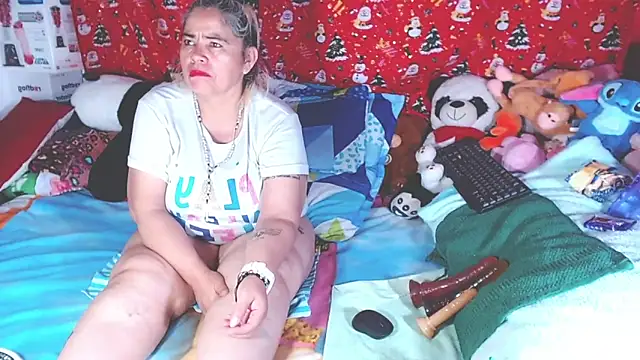 estrellita fugaz16x online show from March 4, 2026, 4:29 am