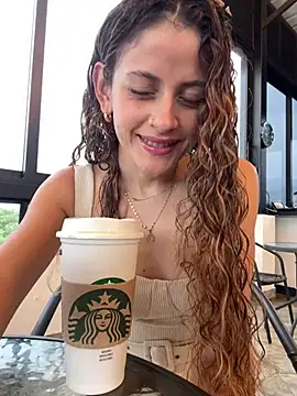 alana15 online show from March 11, 2025, 9:59 pm