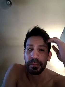 Snapshot of Albertobs chatting on June 6, 2026, 1:43 am Albertobs online show from June 6, 2026, 1:43 am