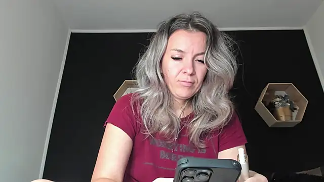 Alesys69 online show from September 28, 2025, 10:04 pm