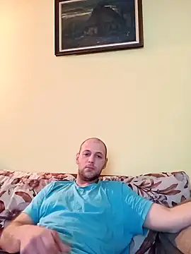 Snapshot of Flakka95 chatting on December 13, 2024, 2:21 am Flakka95 online show from December 13, 2024, 2:21 am