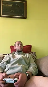 Snapshot of Flakka95 chatting on January 19, 2025, 7:04 am Flakka95 online show from January 19, 2025, 7:04 am