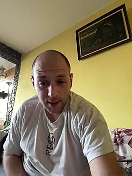 Snapshot of Flakka95 chatting on February 1, 2025, 6:54 am Flakka95 online show from February 1, 2025, 6:54 am