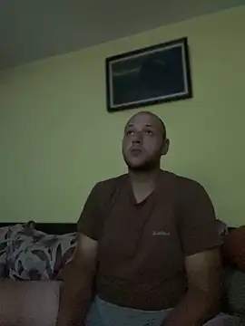 Snapshot of Flakka95 chatting on September 19, 2025, 5:35 pm Flakka95 online show from September 19, 2025, 5:35 pm