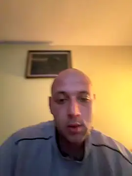 Flakka95 online show from November 12, 2025, 2:01 am