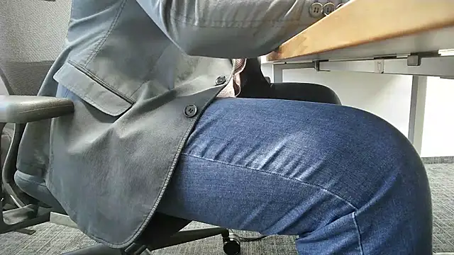 69bezfleku online show from January 8, 2025, 7:34 am