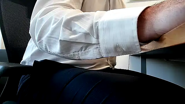 69bezfleku online show from February 5, 2025, 7:18 am