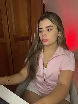 Snapshot of Miss_valeriaa chatting on February 28, 2026, 1:17 am Miss valeriaa online show from February 28, 2026, 1:17 am