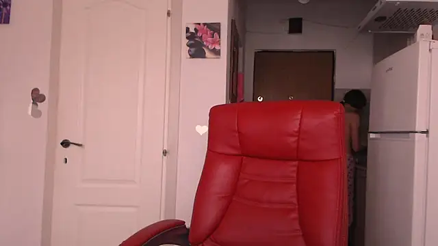 Snapshot of simyhvn chatting on April 2, 2026, 5:27 am simyhvn online show from April 2, 2026, 5:27 am