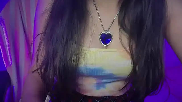 Queen Angelena online show from November 4, 2025, 6:18 pm