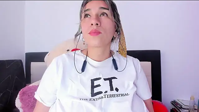 Snapshot of na-biky chatting on January 5, 2025, 4:48 pm na-biky online show from January 5, 2025, 4:48 pm