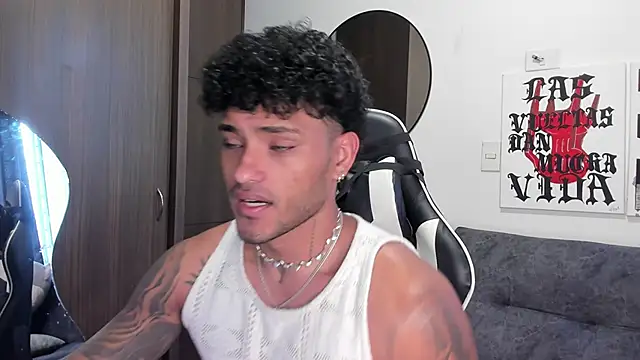 Alessandro Vanni online show from December 16, 2025, 12:32 pm