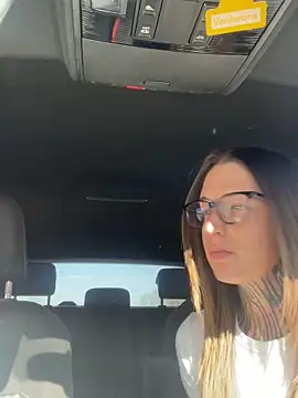 Snapshot of joanaelaa chatting on March 4, 2026, 1:39 pm joanaelaa online show from March 4, 2026, 1:39 pm