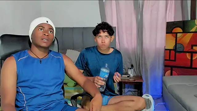 CrissBrownxxx online show from April 21, 2026, 6:12 pm