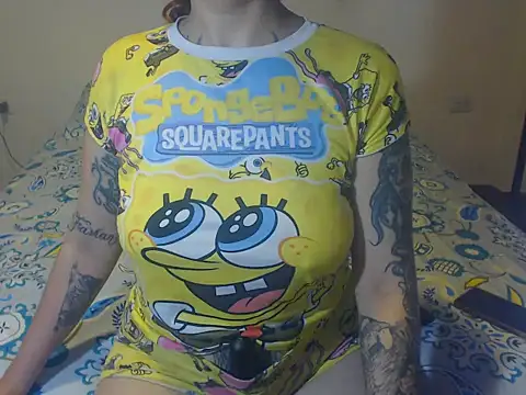 Snapshot of Tattoodreams_lucy chatting on September 17, 2025, 7:48 pm Tattoodreams lucy online show from September 17, 2025, 7:48 pm