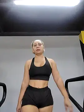 Snapshot of maymercy chatting on March 7, 2026, 12:46 pm maymercy online show from March 7, 2026, 12:46 pm