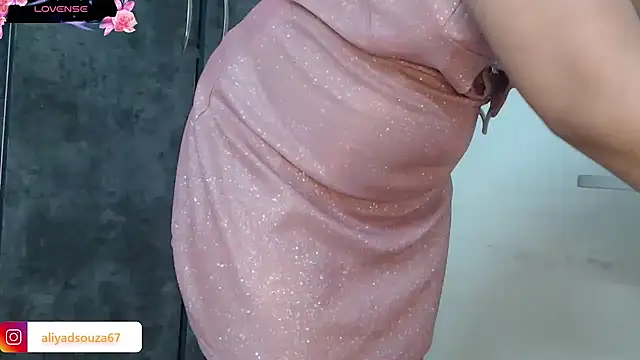 Snapshot of aliyadsouza chatting on December 28, 2024, 9:09 am aliyadsouza online show from December 28, 2024, 9:09 am