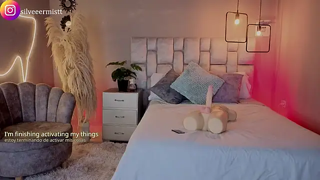 pamela reyes  online show from April 22, 2026, 3:02 pm