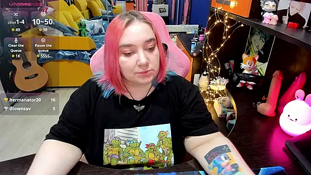 Softie Sofy online show from March 3, 2025, 8:05 am