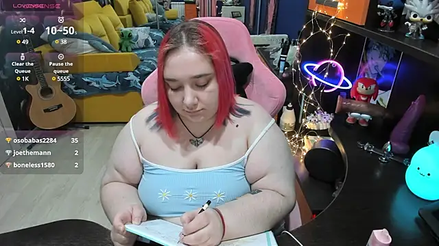 Softie Sofy online show from March 13, 2025, 10:47 am