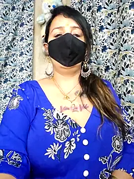 cute-tanvi online show from February 3, 2026, 12:53 am