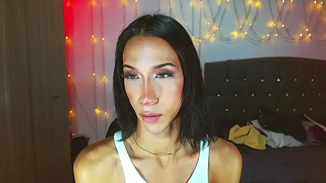 Kenisha Sweet online show from March 5, 2025, 3:51 pm