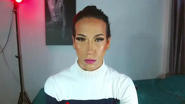 Kenisha Sweet online show from November 14, 2025, 5:11 pm