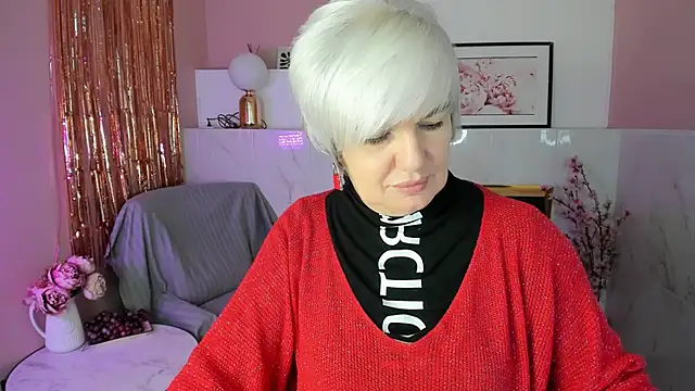 CarmenSoft online show from January 11, 2026, 8:47 pm