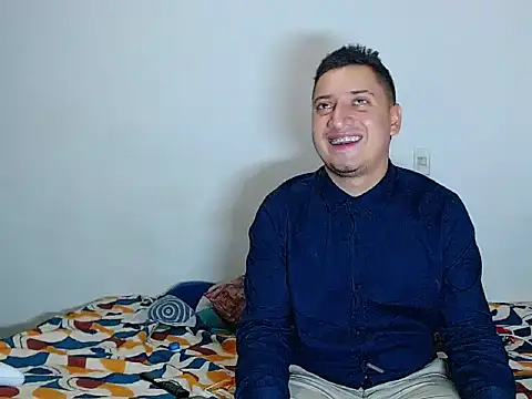 ares sexxx online show from December 30, 2024, 8:47 pm