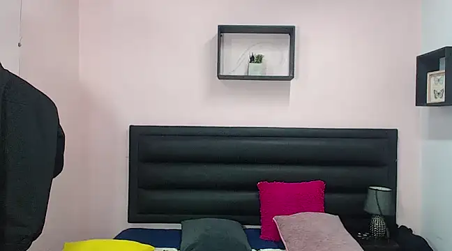 ares sexxx online show from February 10, 2025, 3:32 pm