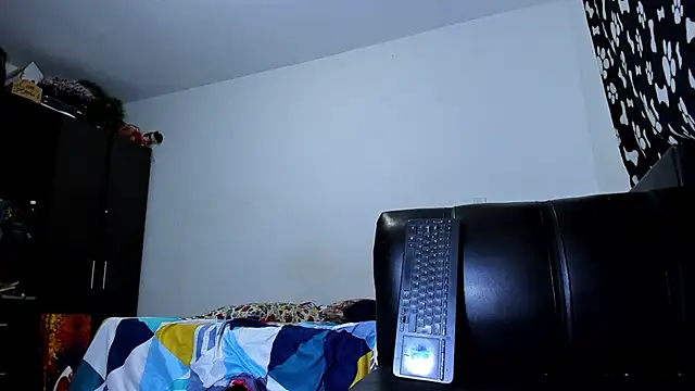 Snapshot of ares_sexxx chatting on November 6, 2025, 2:12 am ares sexxx online show from November 6, 2025, 2:12 am