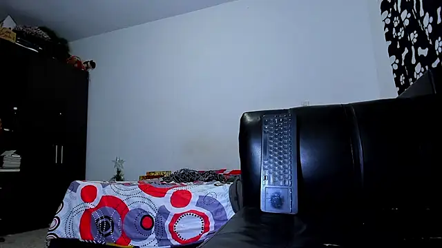 Snapshot of ares_sexxx chatting on November 27, 2025, 10:12 pm ares sexxx online show from November 27, 2025, 10:12 pm