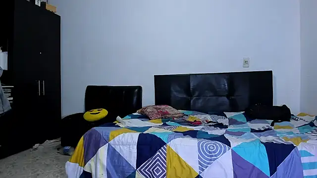 Snapshot of ares_sexxx chatting on February 5, 2026, 2:33 pm ares sexxx online show from February 5, 2026, 2:33 pm