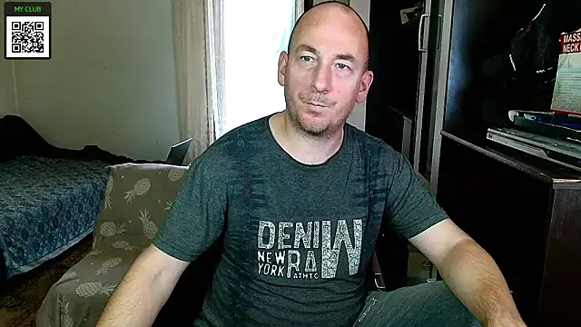 Johan   Barker online show from December 7, 2024, 12:02 pm