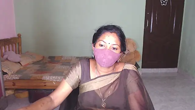 Snapshot of Novapol chatting on March 10, 2026, 5:51 pm Novapol online show from March 10, 2026, 5:51 pm