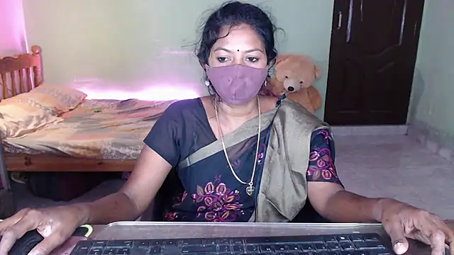 Snapshot of Novapol chatting on April 23, 2026, 1:13 pm Novapol online show from April 23, 2026, 1:13 pm