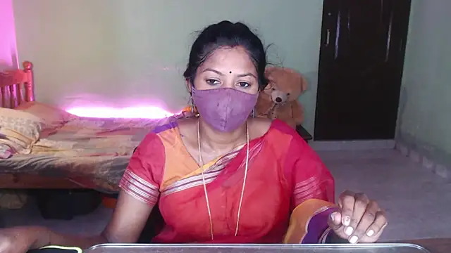 Snapshot of Novapol chatting on May 20, 2026, 2:01 pm Novapol online show from May 20, 2026, 2:01 pm