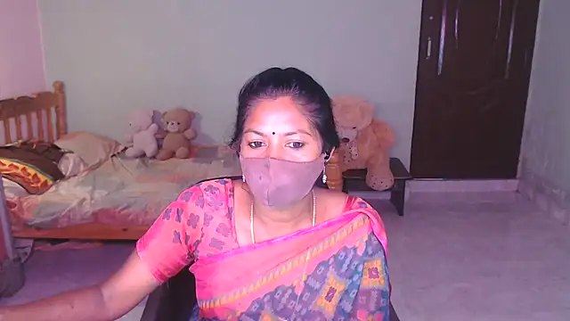 Snapshot of Novapol chatting on June 10, 2026, 6:01 am Novapol online show from June 10, 2026, 6:01 am