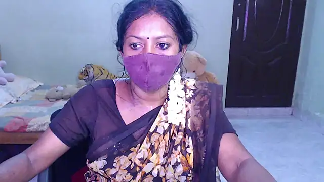 Snapshot of Novapol chatting on July 16, 2026, 6:14 pm Novapol online show from July 16, 2026, 6:14 pm